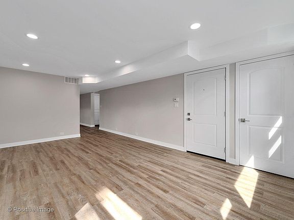 5th image of 515 N Marion St #B