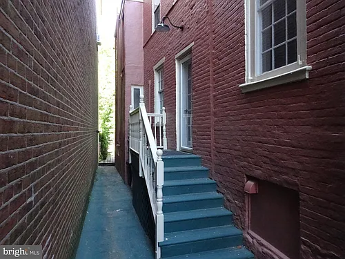 200 Delaware St #1 Photo 1