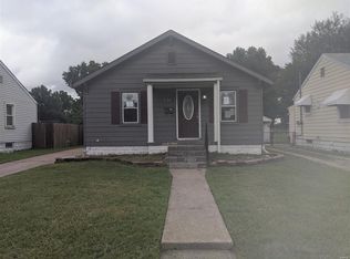 2625 E 28th St, Granite City, IL