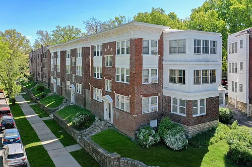 Valentine Place Apartments Photo 1