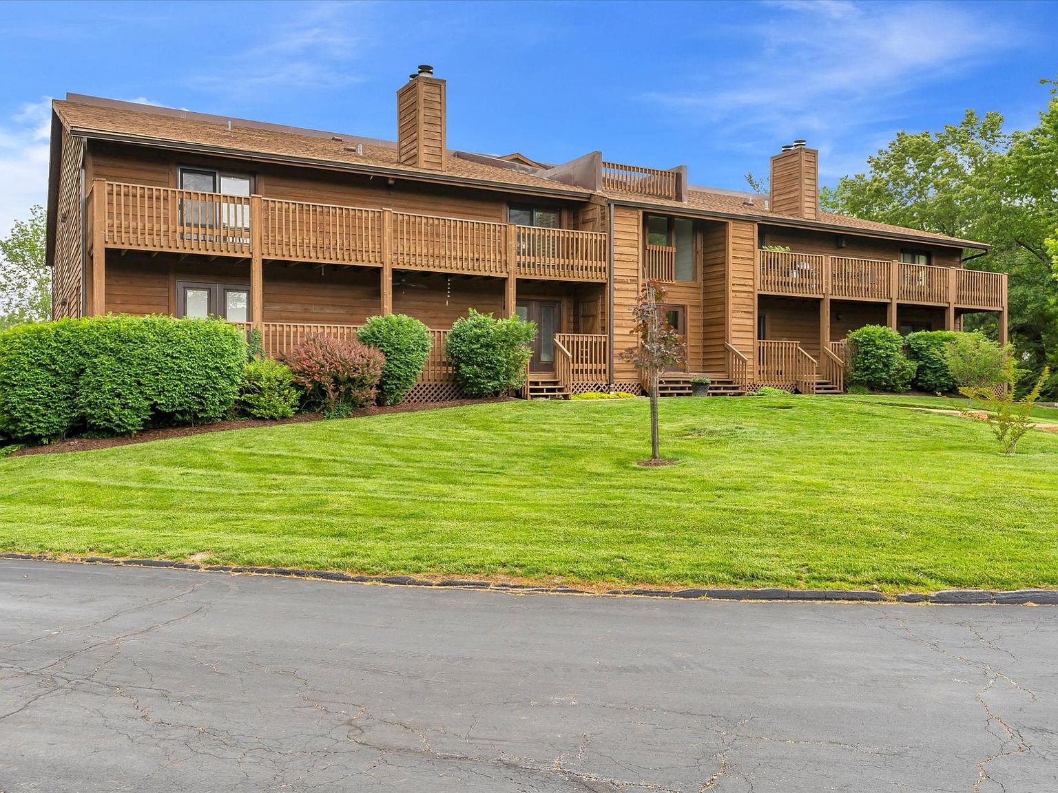 15017 Baxter Village Dr APT C, Chesterfield, MO 63017 Zillow
