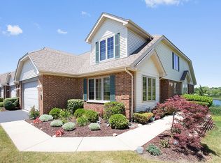 12182 Oxford Ct, Lemont, IL 60439