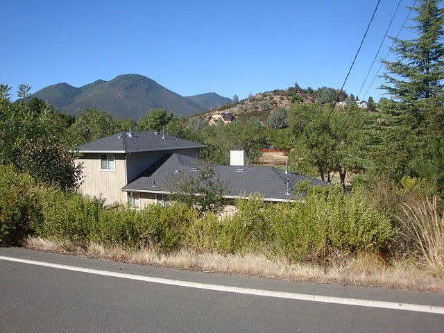 2nd image of 10260 Point Lakeview Rd