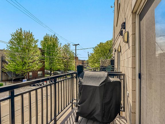 4th image of 1219 W Grenshaw St