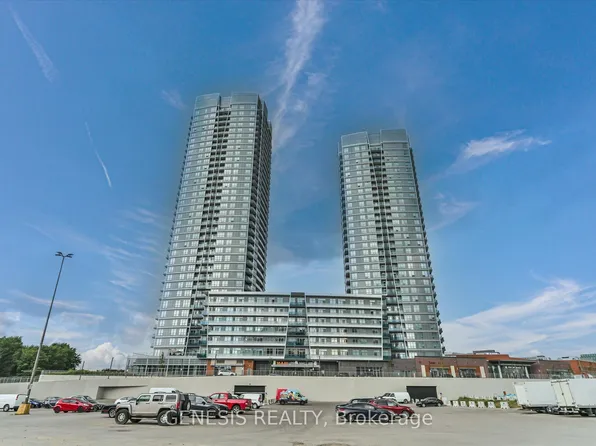30 Upper Mall Way #2203, Vaughan, ON L4J 0L7