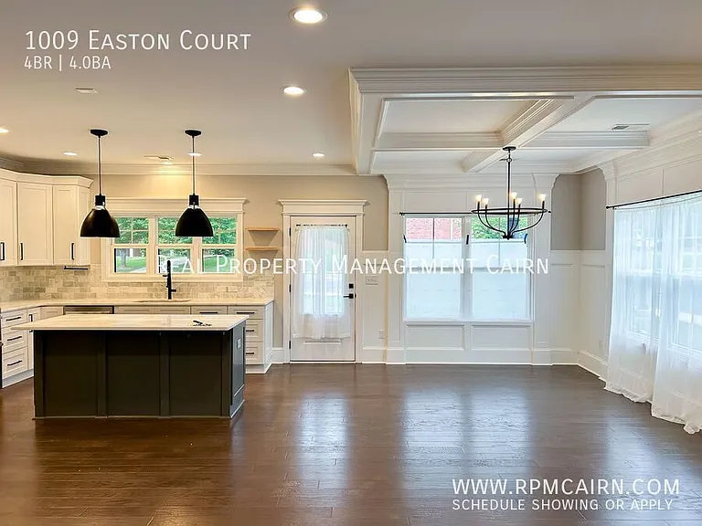1009 Easton Ct — Photo 11
