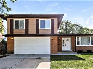 1040 W Strieff Ln, Glenwood, IL