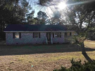 3990 3rd St, Mayesville, SC 29104