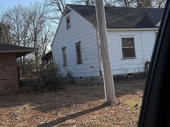 2nd image of 908 W 28th Ave