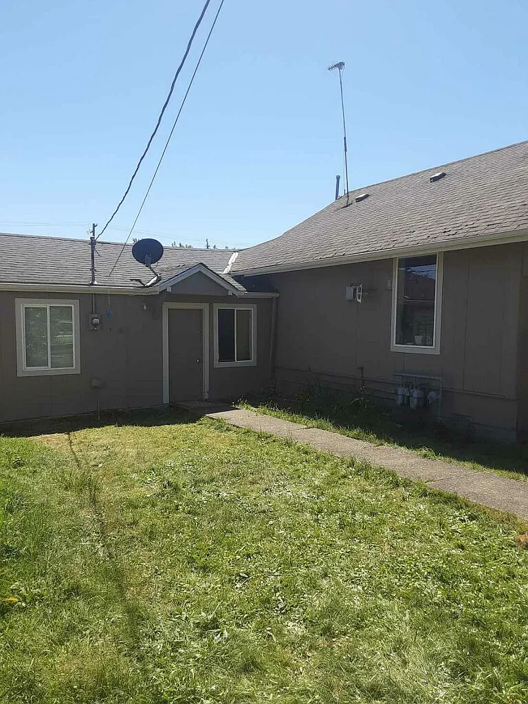 1 bed, 600 sqft, $990 — Photo 1