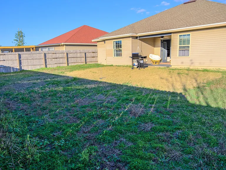 1805 Shanun Ct — Photo 14