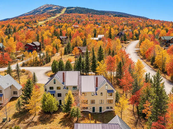 6011 Penobscot Circle #11, Carrabassett Valley, ME 04947
