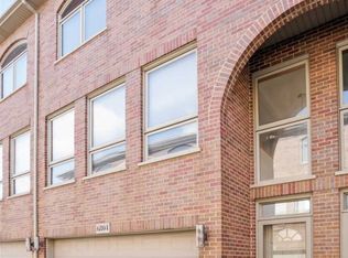 6804 W 65th St, Chicago, IL 60638