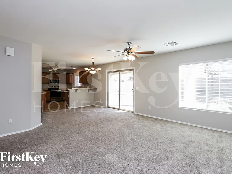 39405 N Marla Cir — Photo 4