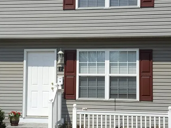 2 34th St SE #2, Canton, OH 44707