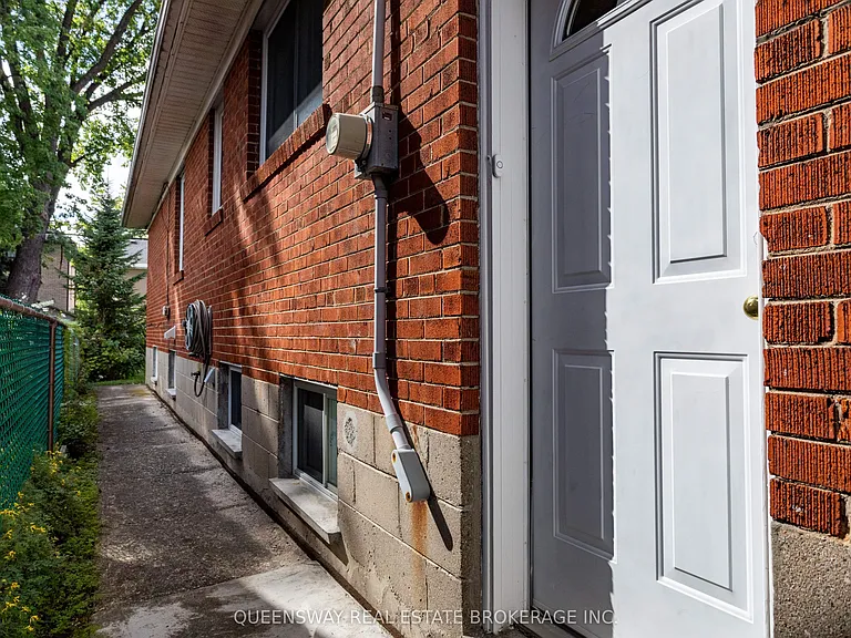 1222 Kipling Ave — Photo 33
