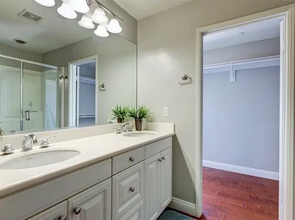 80 Chantilly, Irvine, CA 92620