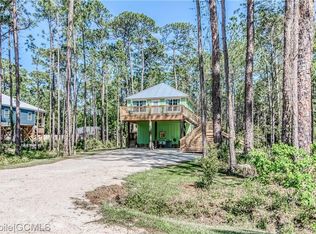 118 Annadale St, Dauphin Island, AL 36528