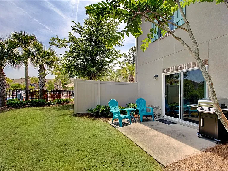 404 Reserve Ln — Photo 21