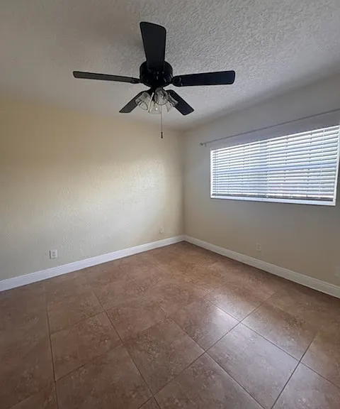 Beach Villas of Deerfield — Photo 12