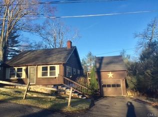 49 Vista Ave, Danbury, CT 06811