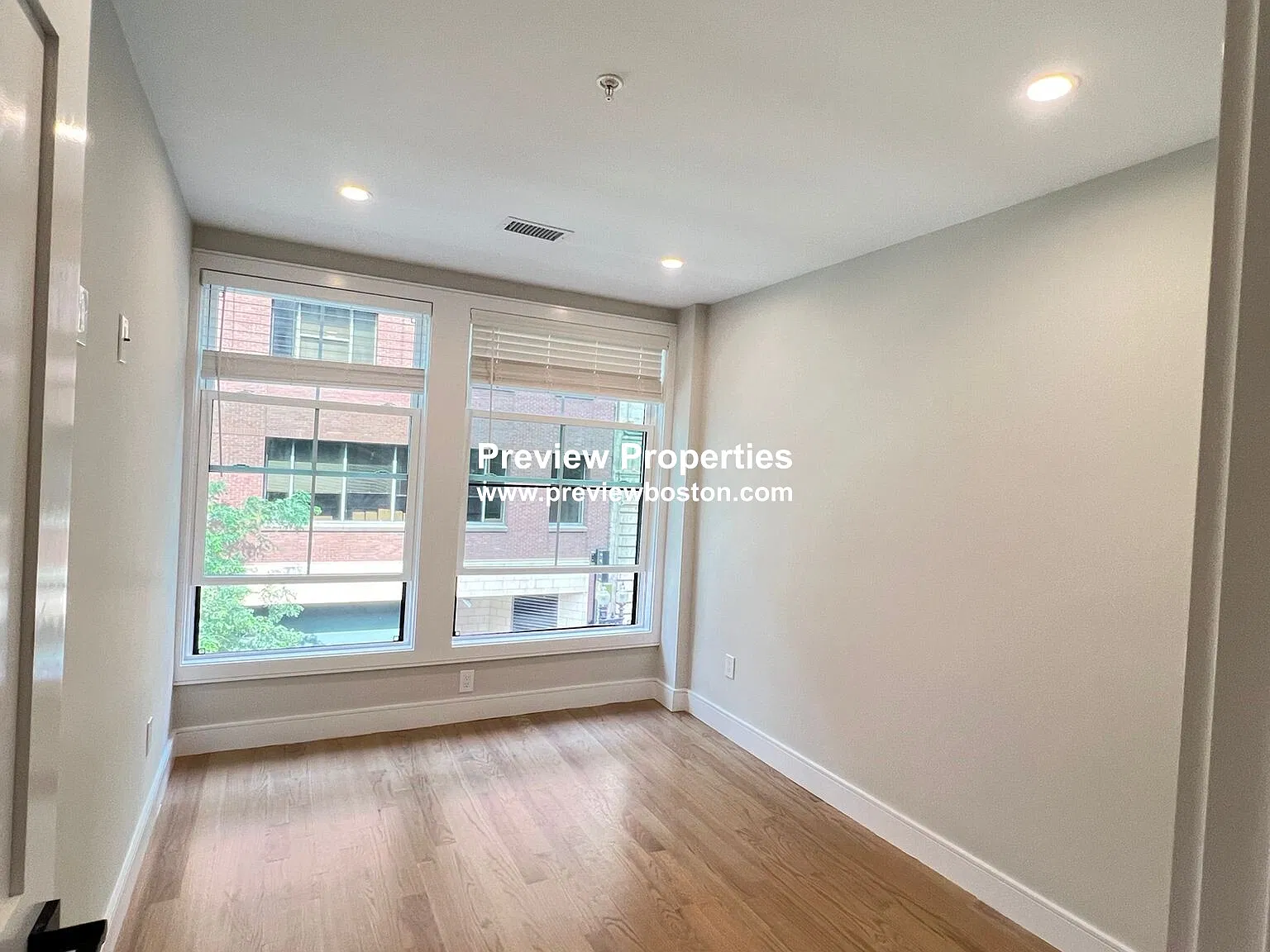 4 bed, 2.0 bath, 1100 sqft, $6,395 — Photo 4