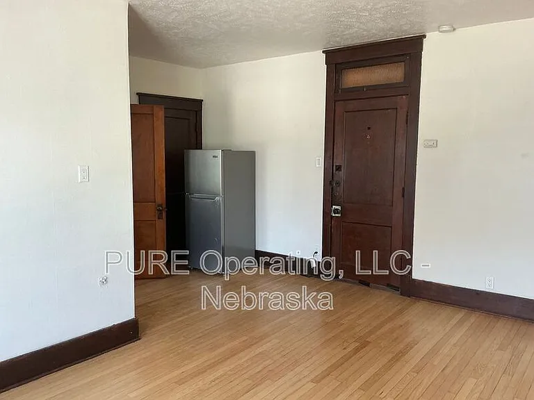 120 N 6th St — Photo 89