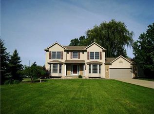 1527 Settlers Hill Dr, Lansing, MI 48917