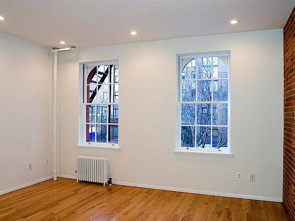 5th image of 227 E 96th St APT 2FW