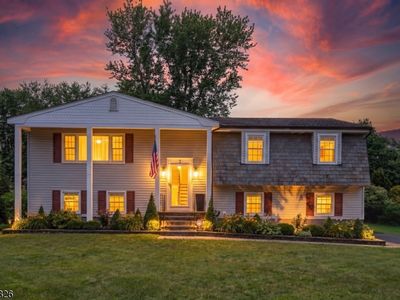 2 Norman Ln, Succasunna, NJ, 07876