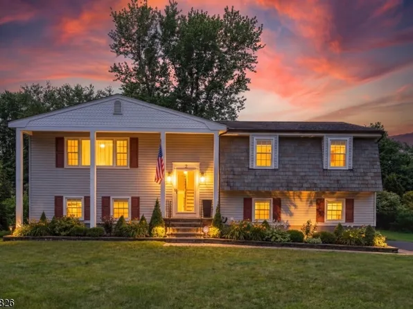 2 Norman Ln, Roxbury Twp., NJ 07876