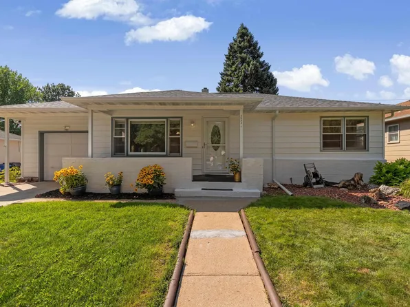 3933 Clover St, Rapid City, SD 57702