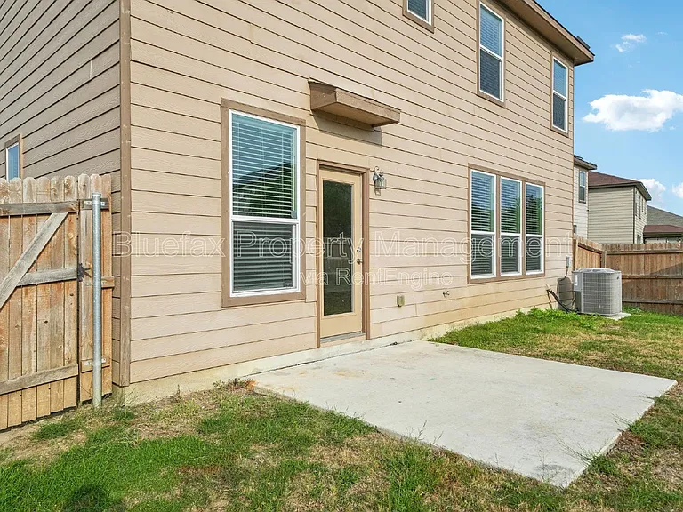 3306 Putnam Flds — Photo 26