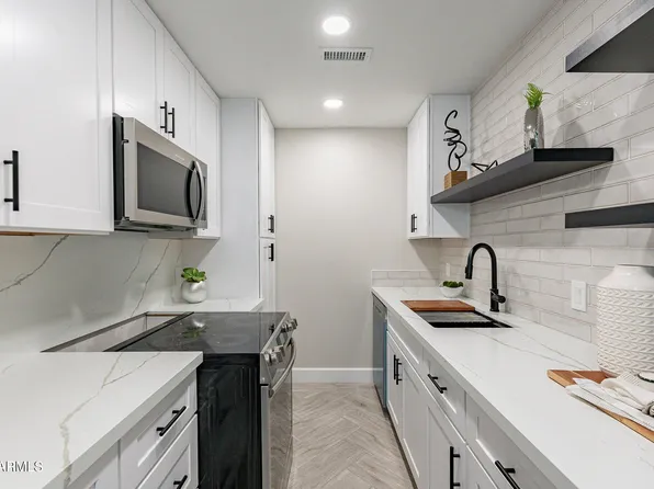 1005 N GRANITE REEF Road, Scottsdale, AZ 85257