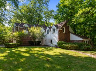 260 Lakeside Pl, Highland Park, IL 60035