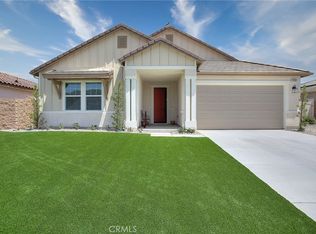 29038 Golden Sunset Cir, Winchester, CA 92596