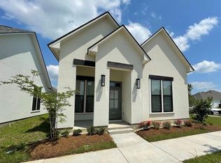 9905 Stonewater Dr, Baton Rouge, LA 70818