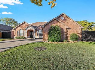 745 Bayport Dr, Lancaster, TX 75134