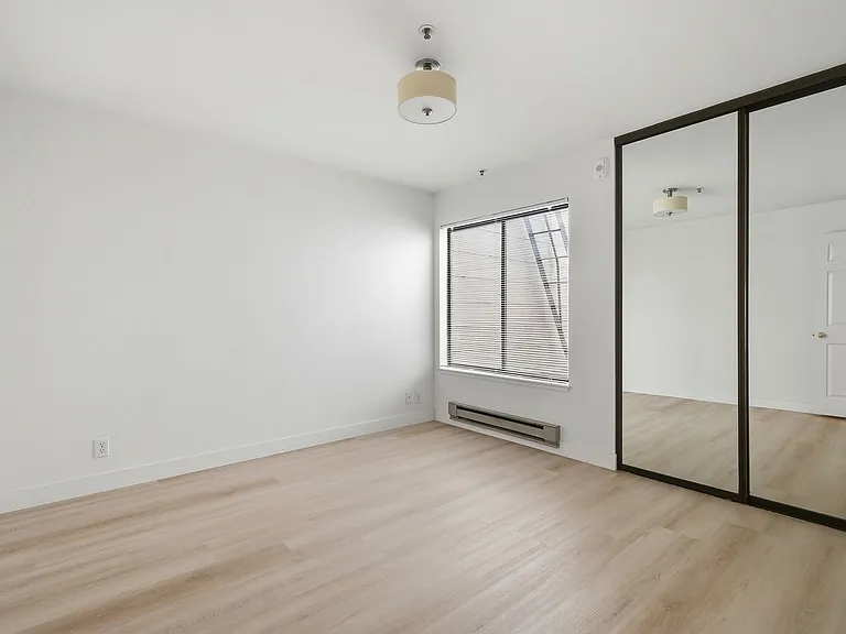 3301 Mission St #302 — Photo 9