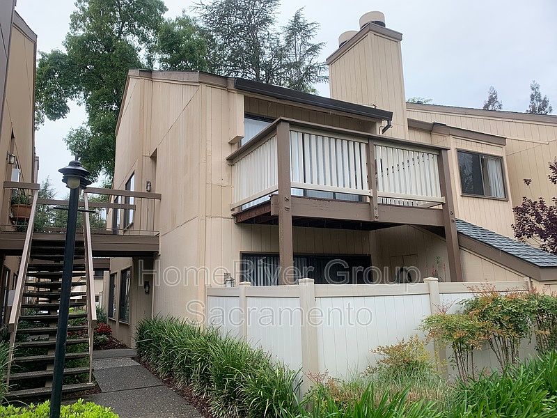 1st image of 523 Woodside Oaks APT 6