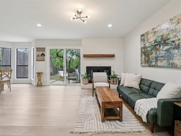 1428 Hampton Rd, Grapevine, TX 76051