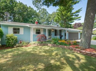 2849 Beach St, Muskegon, MI 49441