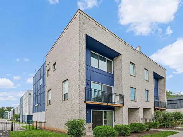 1585 Rock Dam Dr, Atlanta, GA 30317