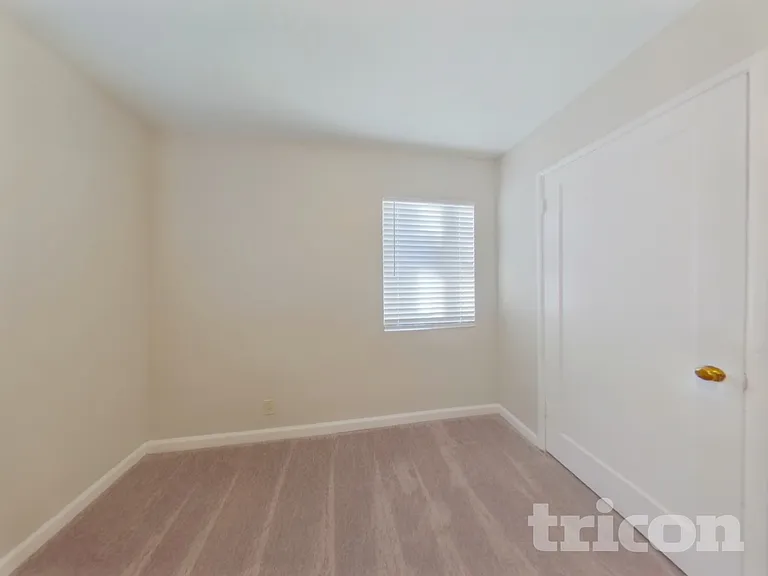 1928 Glenwood Dr — Photo 10