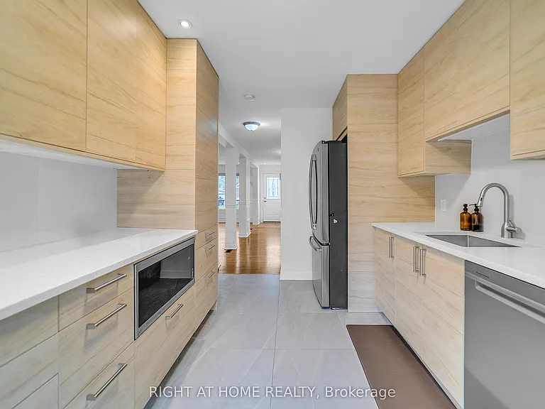41 Monarchdale Ave — Photo 26