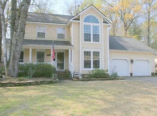 228 Lofton Dr, Fayetteville, NC 28311