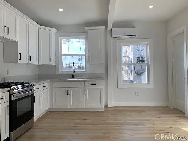 1 bed, 600 sqft, $1,900 — Photo 1