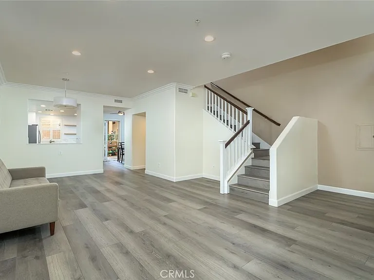 280 N Madison — Photo 3