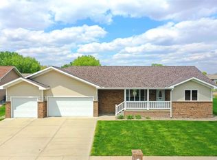 2702 35th St, Columbus, NE 68601