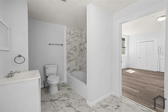 1540 Cleveland Ave SW — Photo 10